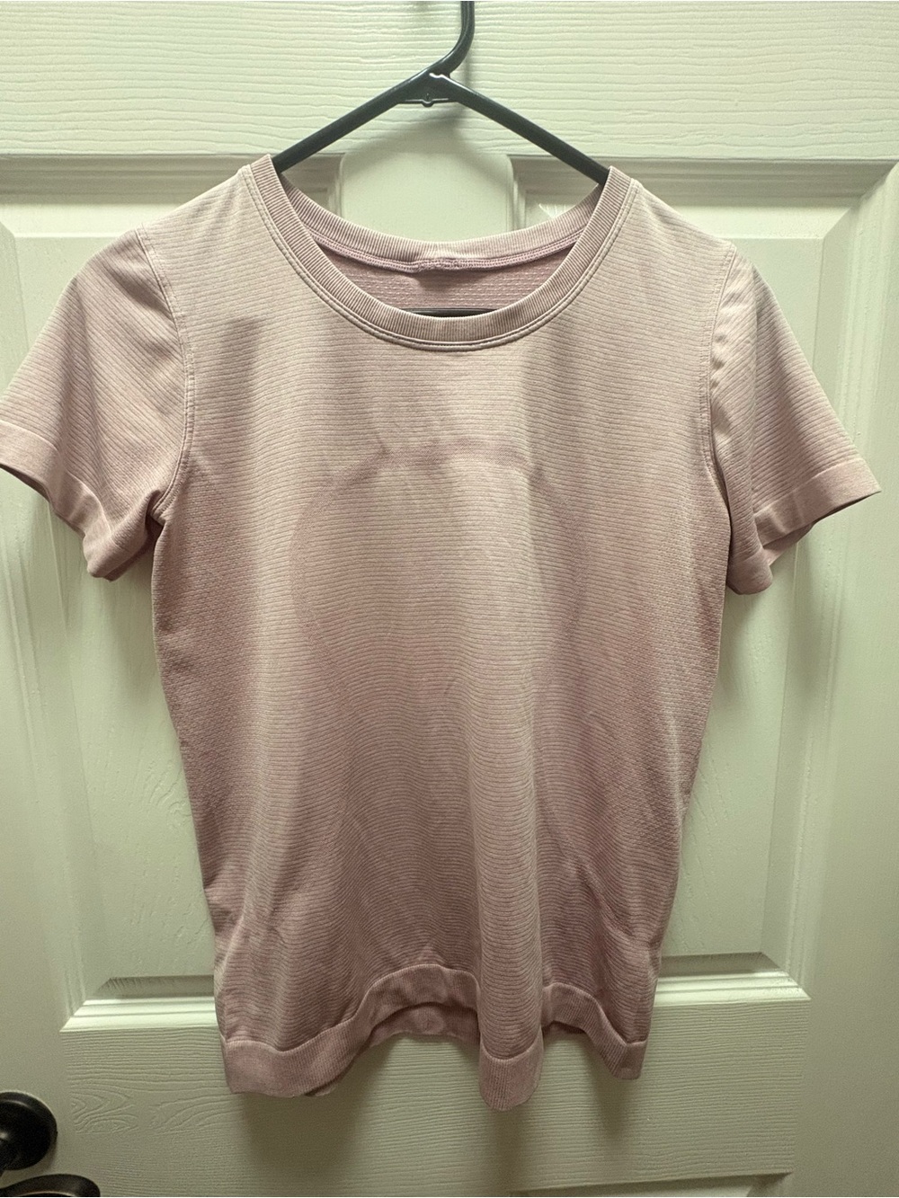Women’s Lululemon Short Sleeve Top - Dusty Pink